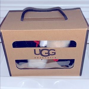 UGG BOOTS